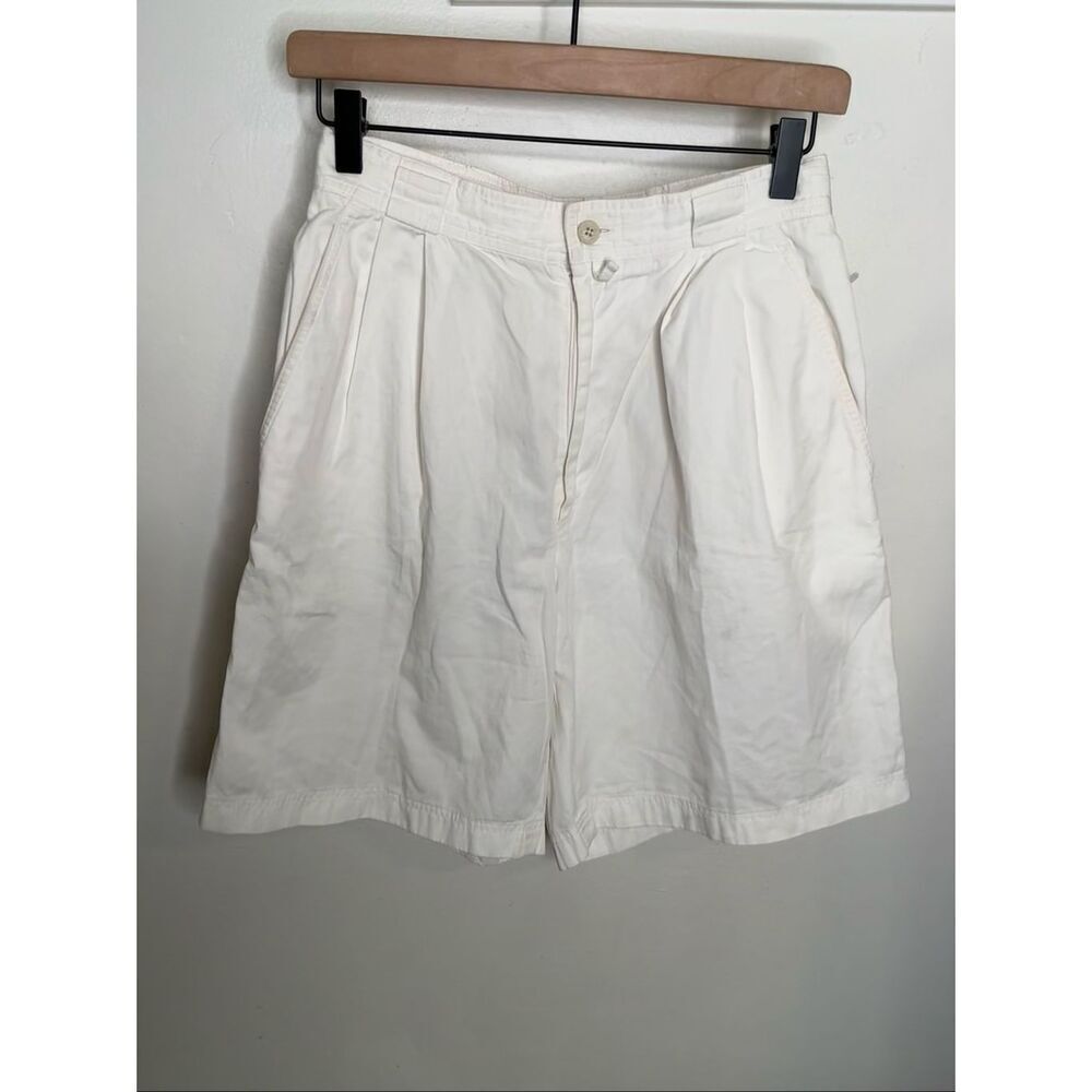 Gianni Versace Pintuck Shorts | White in Medium
